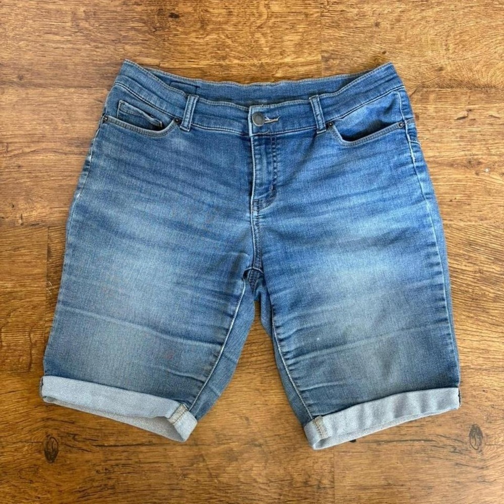 Juicy Couture Blue Denim Cuffed Shorts Size 6 Y2K Hipster Glam Summer